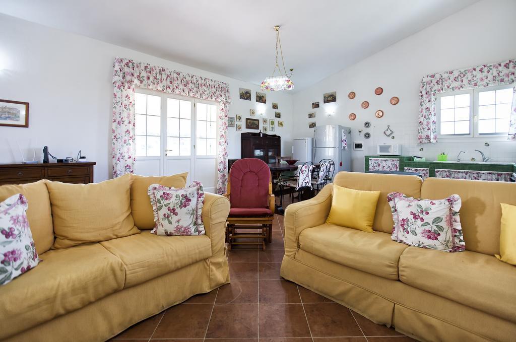 Villa Raimonda Putifigari Exteriör bild