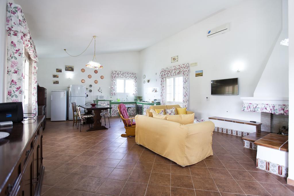 Villa Raimonda Putifigari Exteriör bild