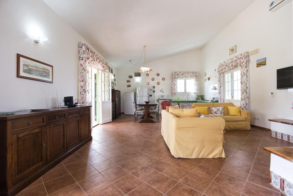 Villa Raimonda Putifigari Exteriör bild