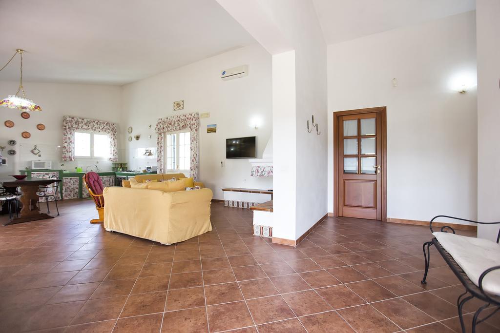Villa Raimonda Putifigari Exteriör bild